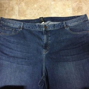 Lane Bryant Women’s Plus Regular 28 Genius Fit